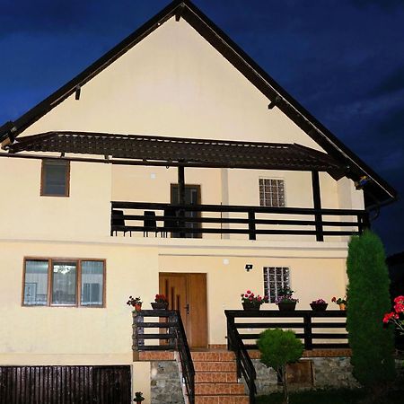 Hotel Popasul Galesean Galesu Esterno foto