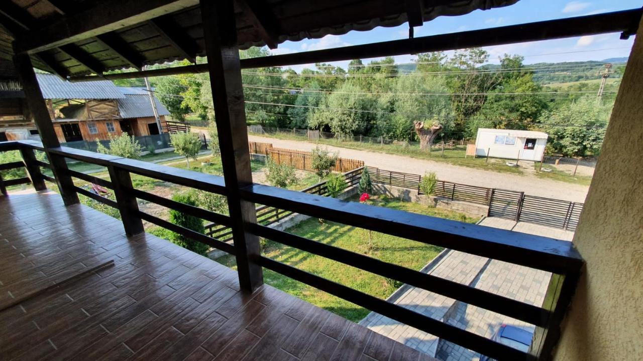 Hotel Popasul Galesean Galesu Esterno foto