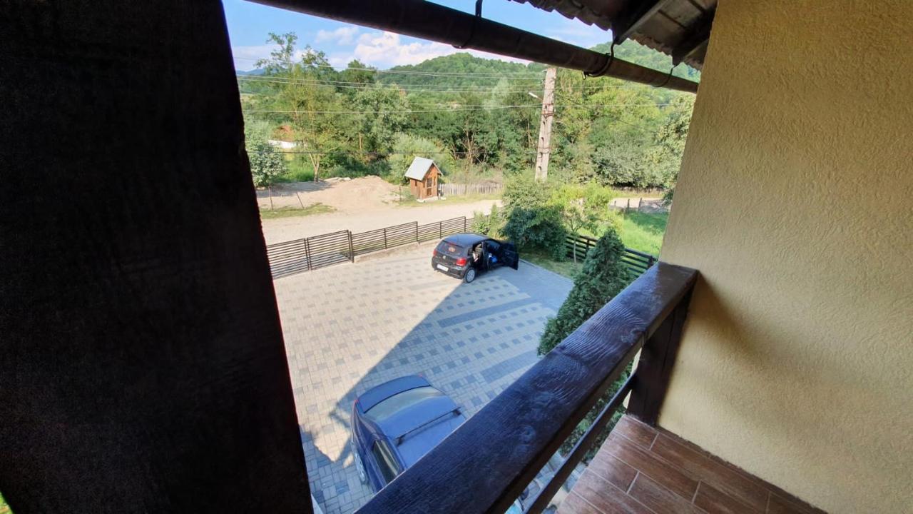 Hotel Popasul Galesean Galesu Esterno foto