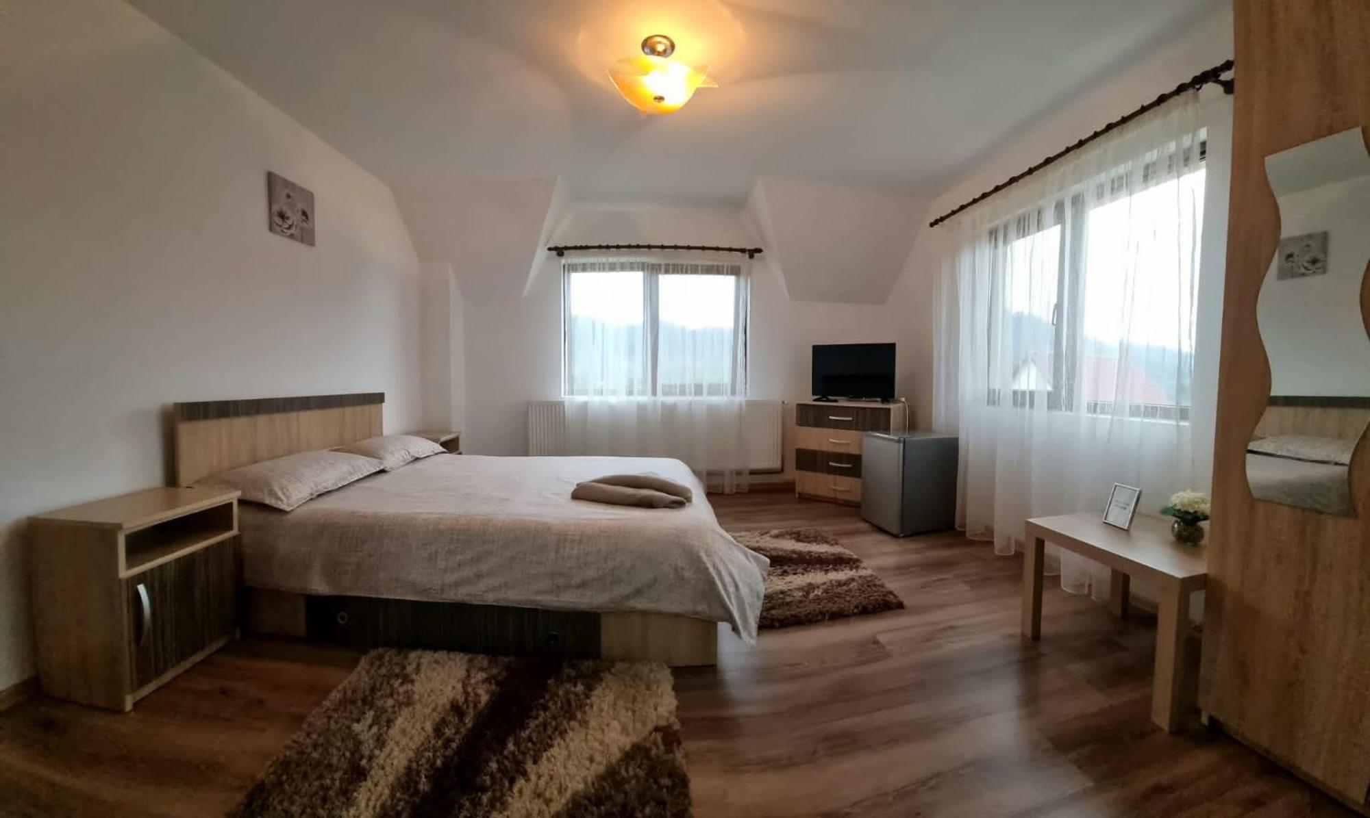 Hotel Popasul Galesean Galesu Esterno foto