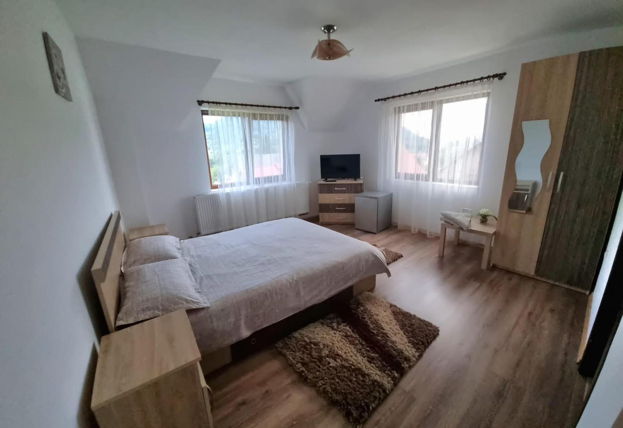 Hotel Popasul Galesean Galesu Esterno foto